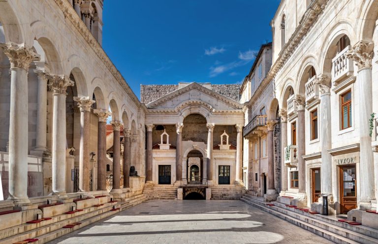 Peristyle, photo by Maksim Bašić, photo credit by TB of Split