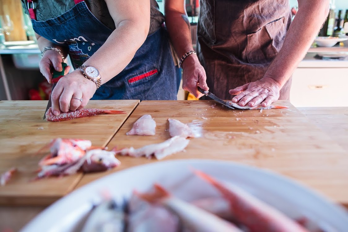 Cooking class fish filleting & grilling