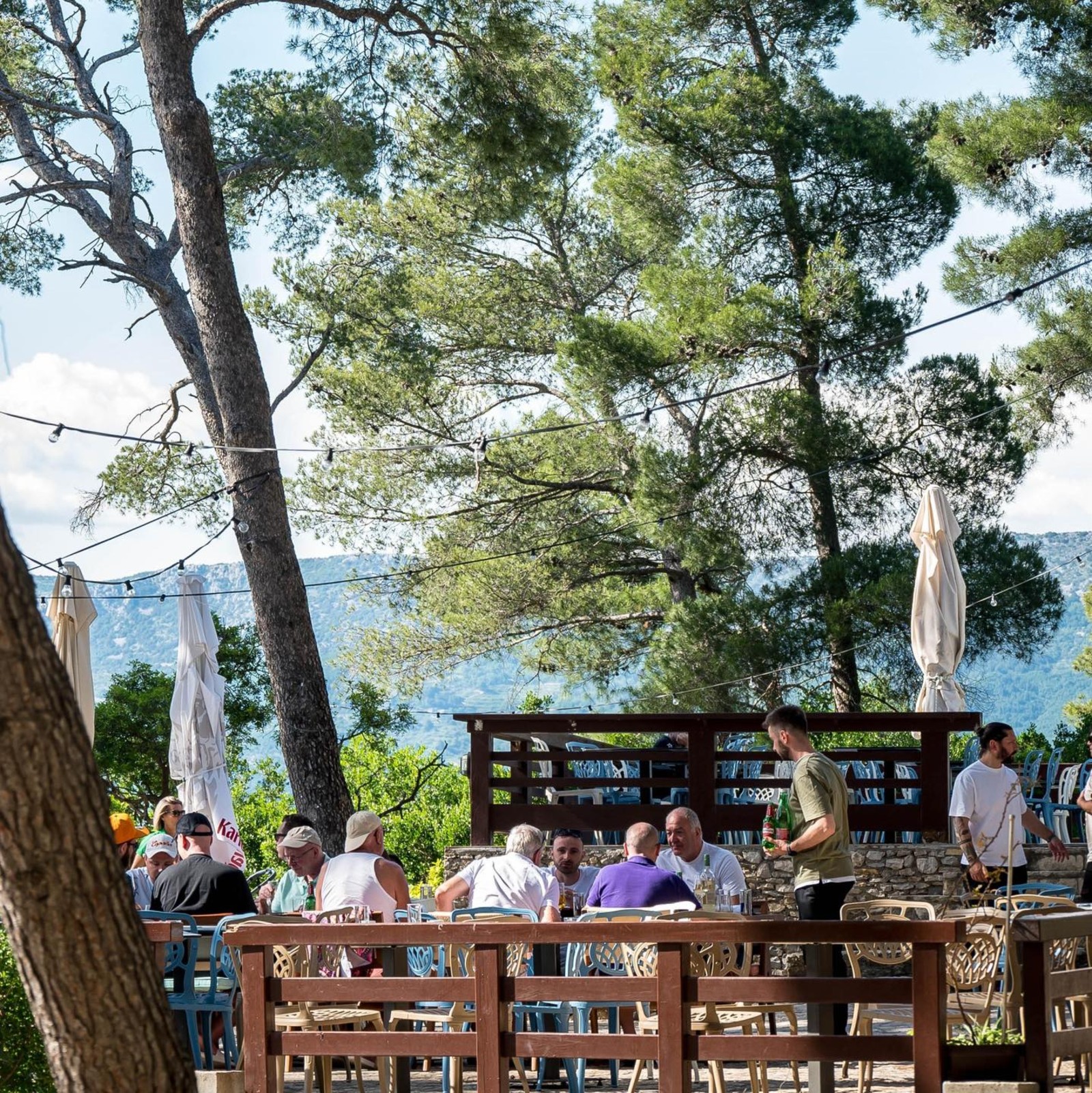 Photo credit by Benessi beach lounge & bar, Split