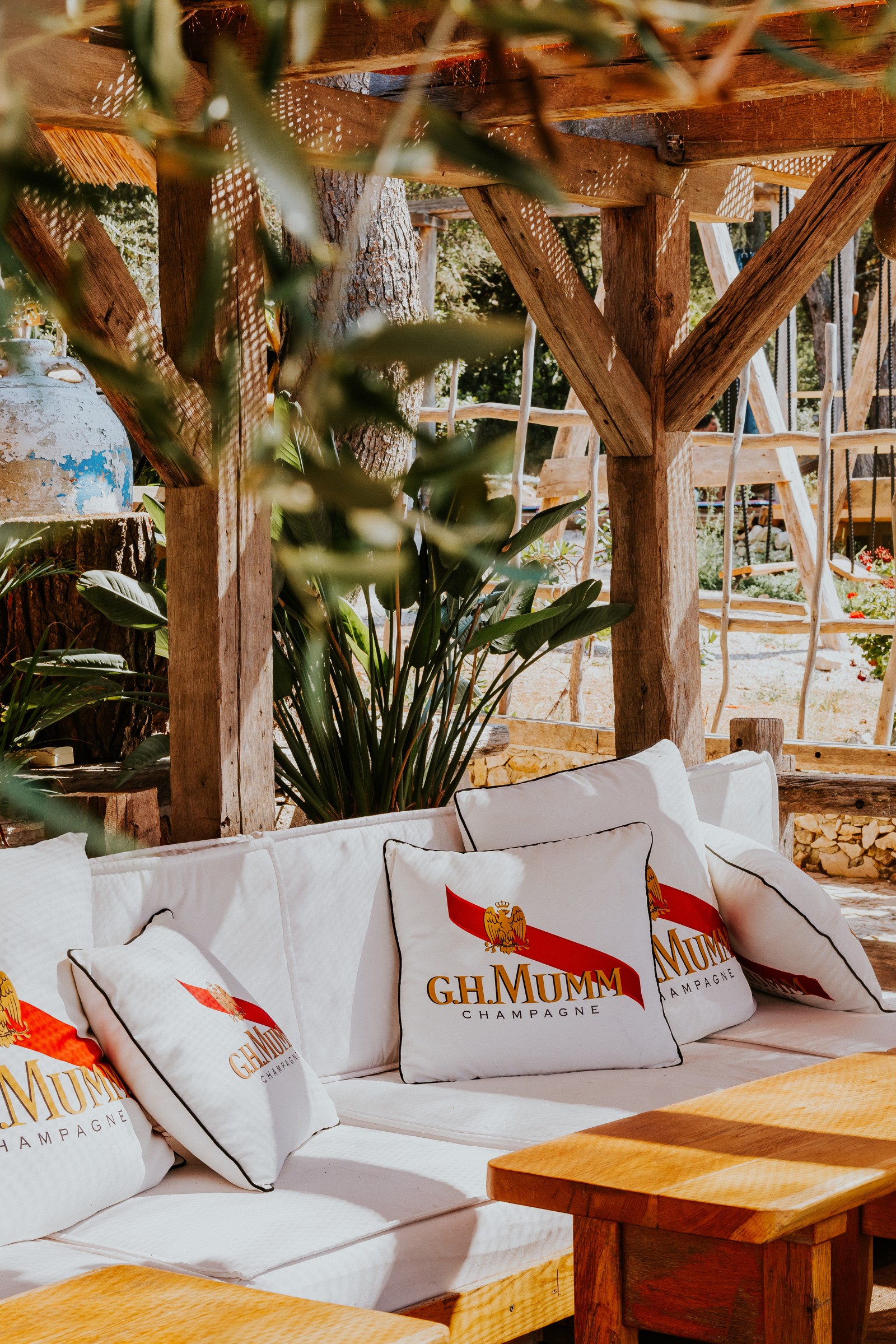 Laganini Beach Club, photo credit by Damira Kalajžić