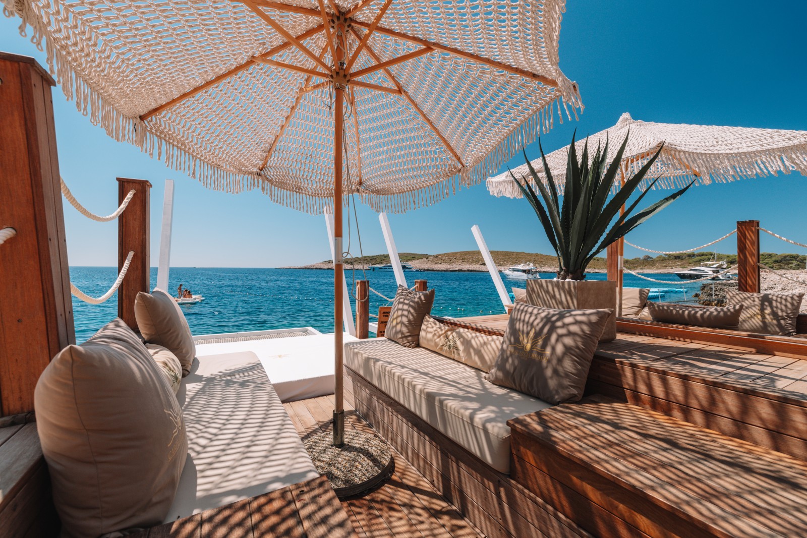 Carpe Diem Beach, photo credit by Oton Kovačević