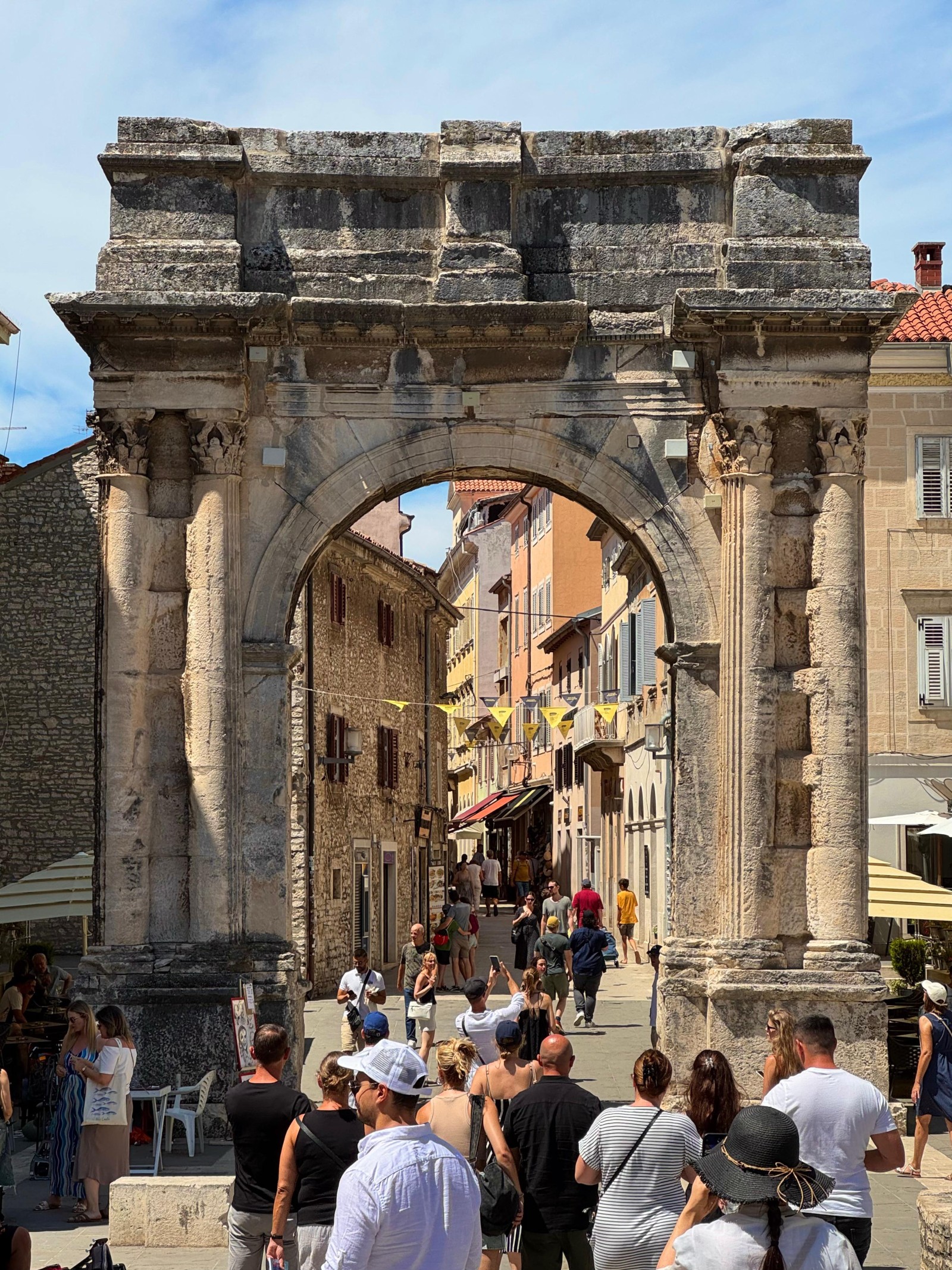 Zlatna vrata, Pula, photo credit by Joseph Delmotte