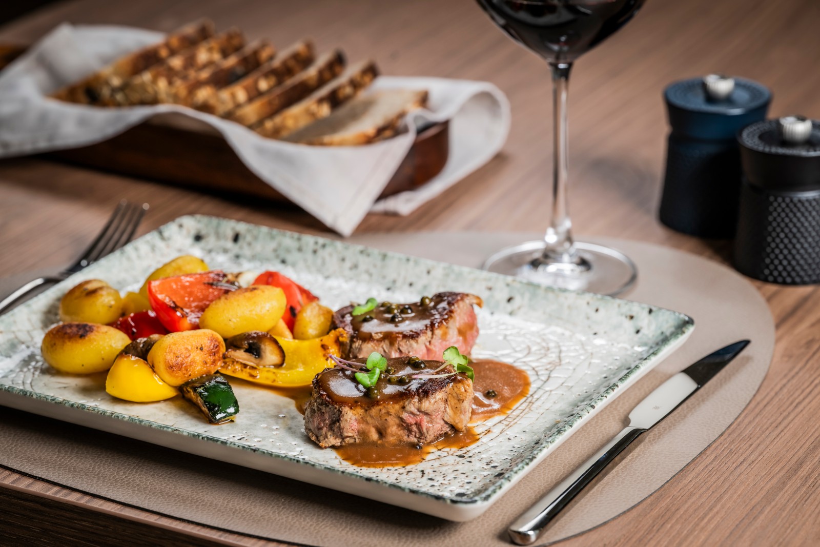 A la carte Restaurant, Photo credit by Hotel Monumenti, Pula