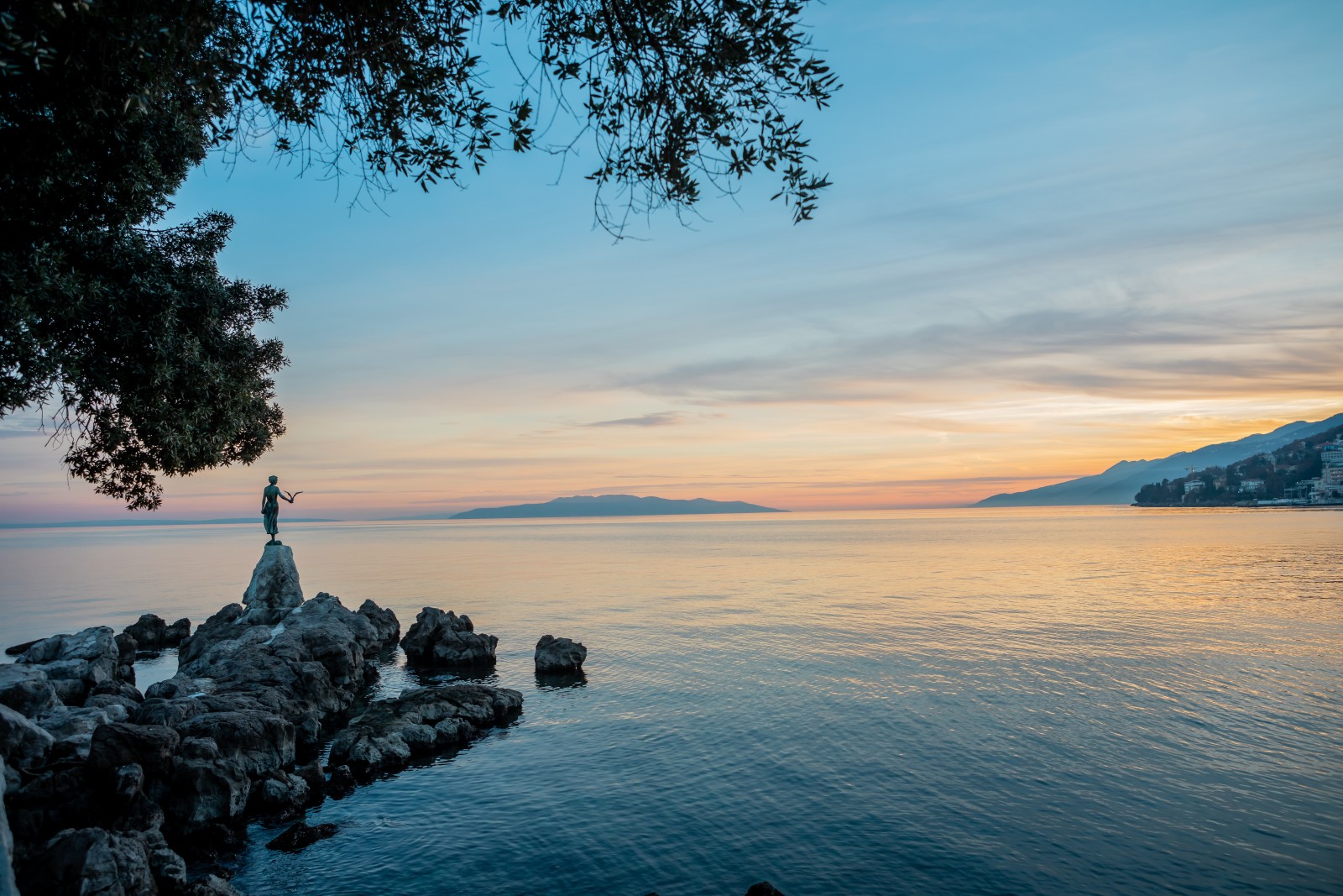Maiden with the Seagull, Opatija, Photo by Julien Duval, Photo credit by Croatia TB