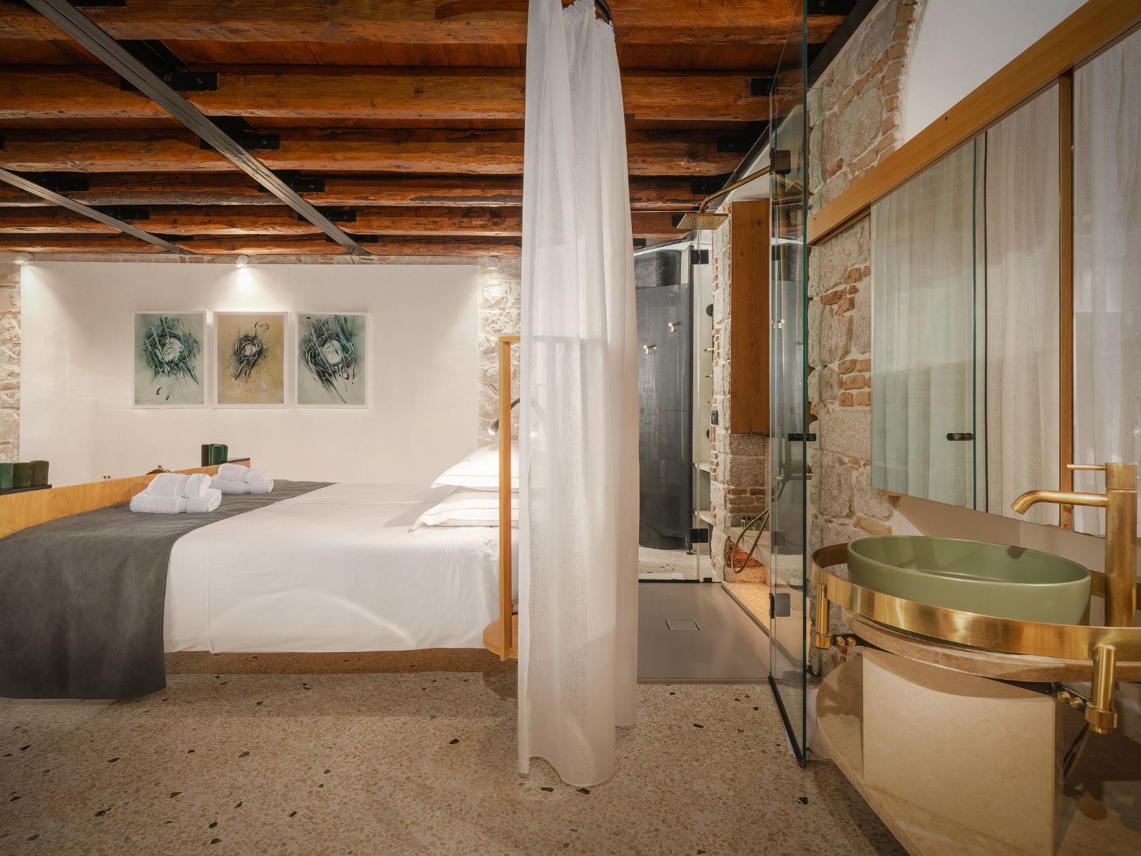 Suite Palazzetto Sea View, , photo credit from Hotel Spirito Santo Palazzo Storico