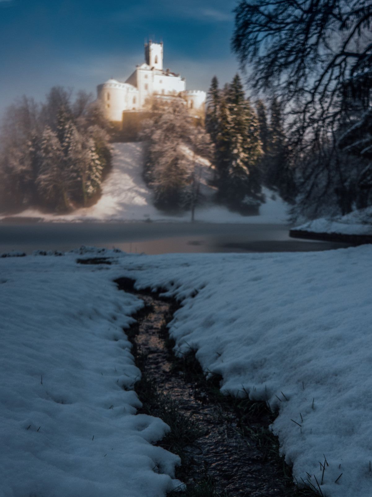 Trakošćan castle in the snow, Photo by Studio Twenty2, Photo credit by Dvor Trakošćan