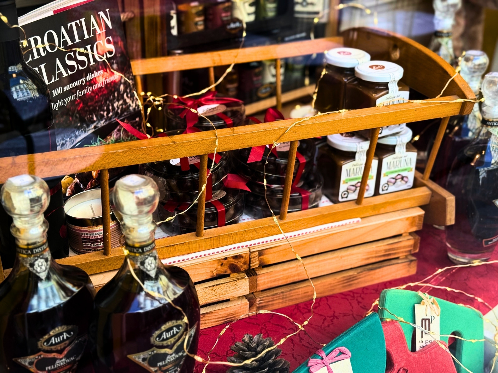 Croatian Christmas Food Gift Box, Kredenca shop, Zagreb, photo by Pauline Longeon