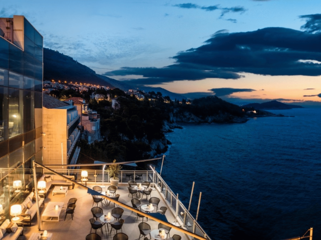 Hotel Bellevue, exclusive rights and photo credit by ALH, Hotel Bellevue
